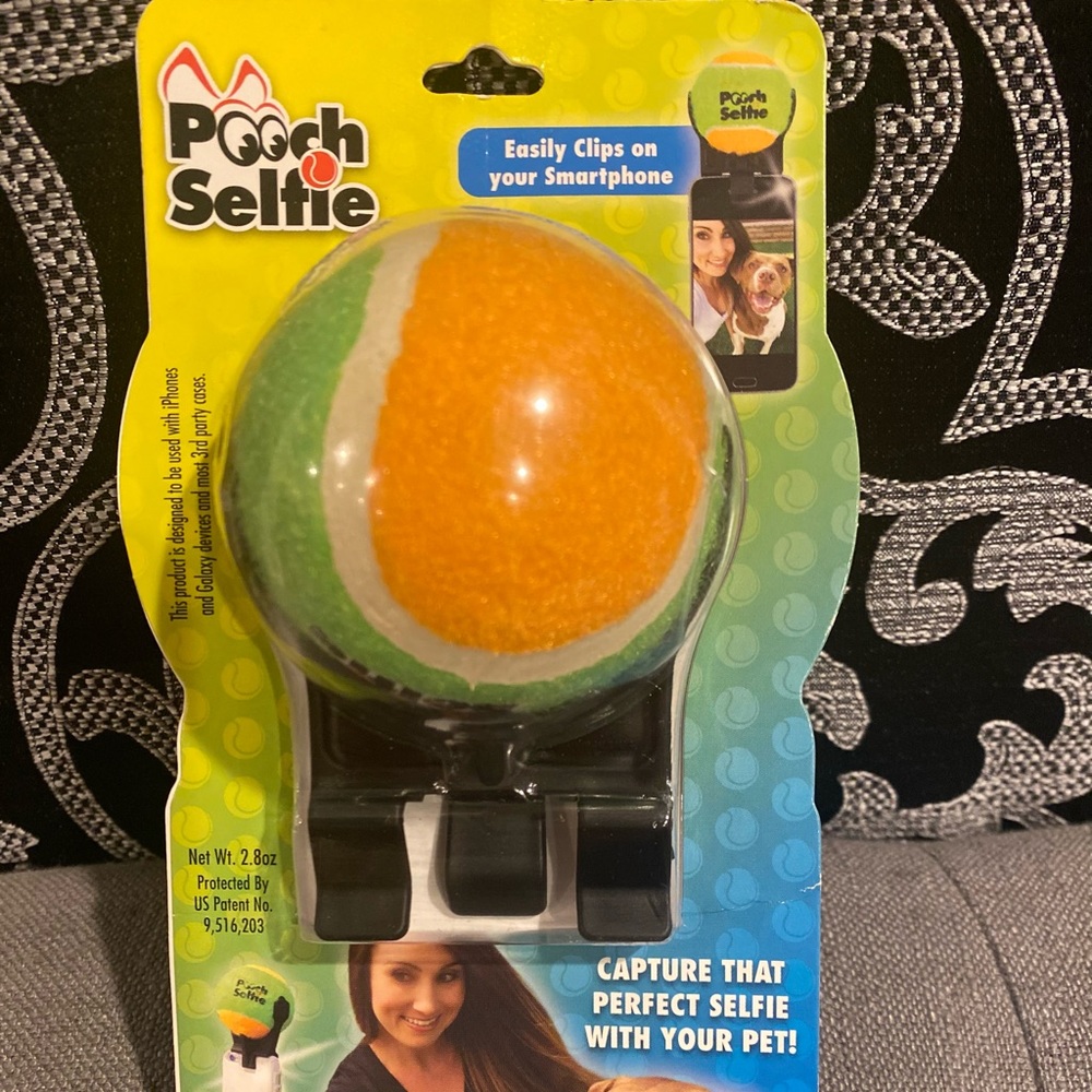 🎉HP🎉 NWT sealed “pooch selfie” 2x HP🎉🎉